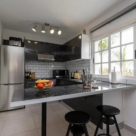 Villa Beautiful 3 Bedroom Costa Adeje (Tenerife)