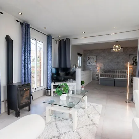 Beautiful 3 Bedroom
